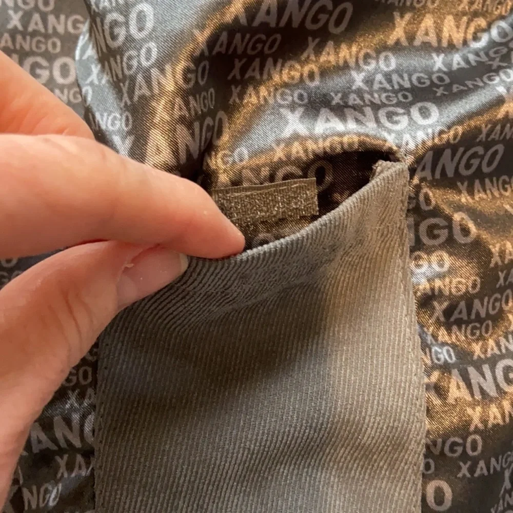 Xango form gray